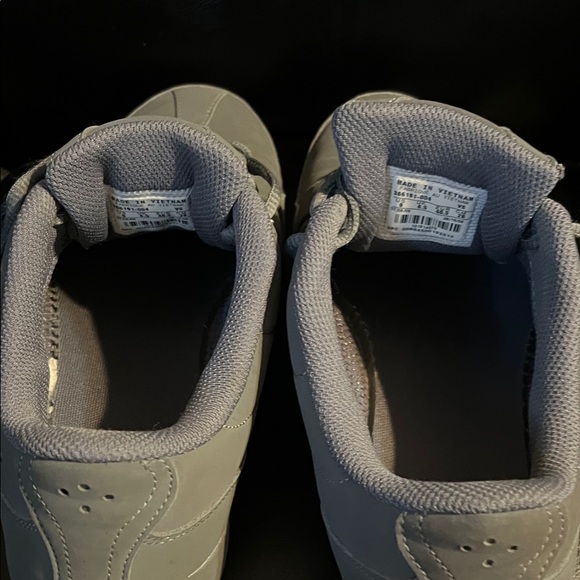 Women’s Nike Musique Dance Sneakers w/turning circle & split sole. Size 9 - Picture 6 of 7